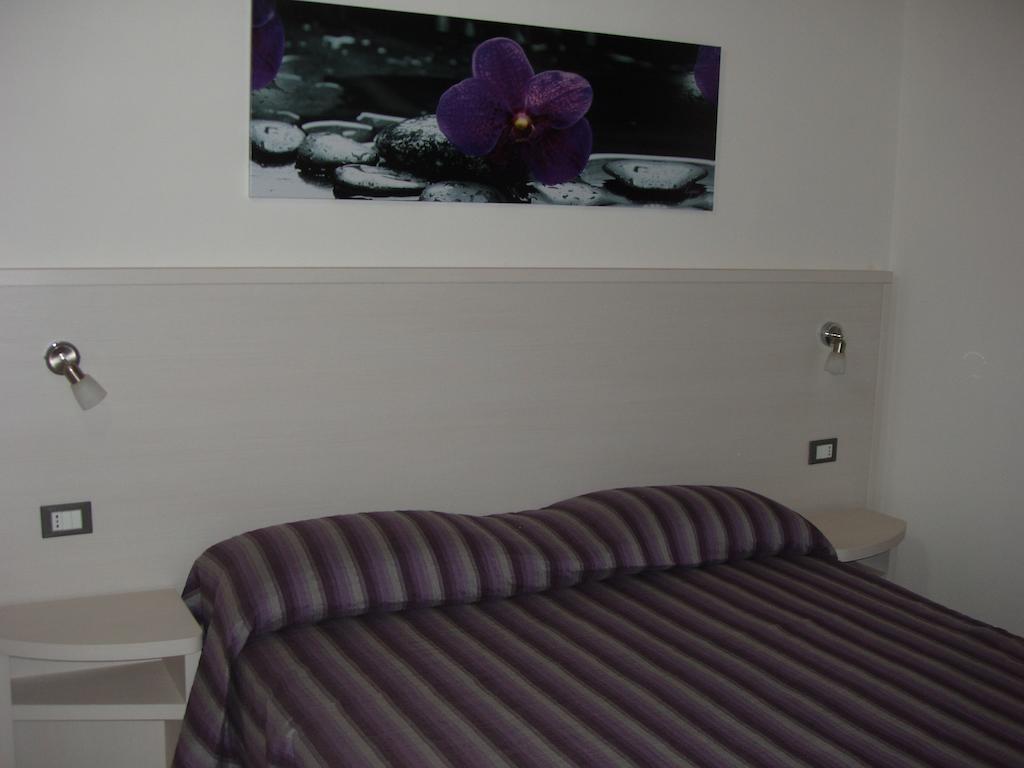 Residence Candeloro Francavilla Al Mare Ruang foto