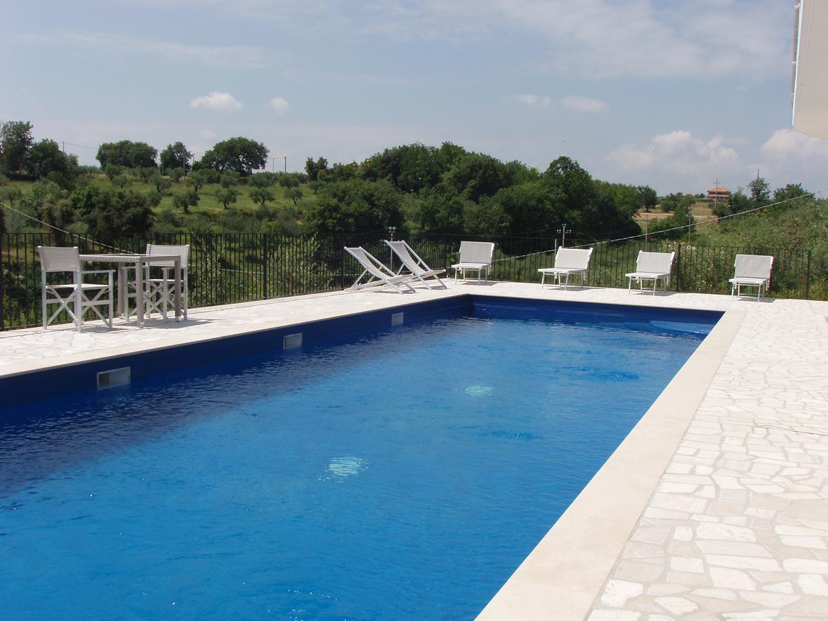 Residence Candeloro Francavilla Al Mare Bagian luar foto